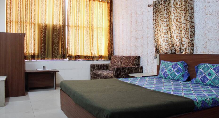 Khushi Palace Hotel, Ahmedabad 5